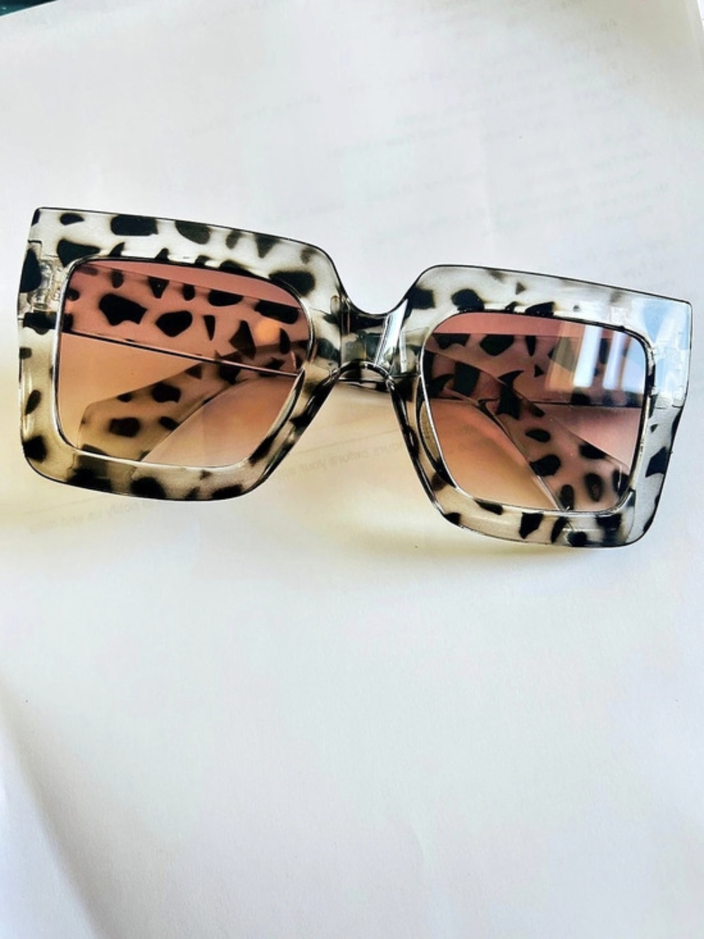 Women's Animal Print Sunglasses in Brown & Black